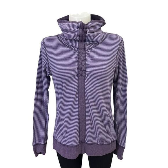 Lululemon Reversible Cowl Neck “In a Cinch” Striped Solid Purple Sweater Sz M - Picture 1 of 10